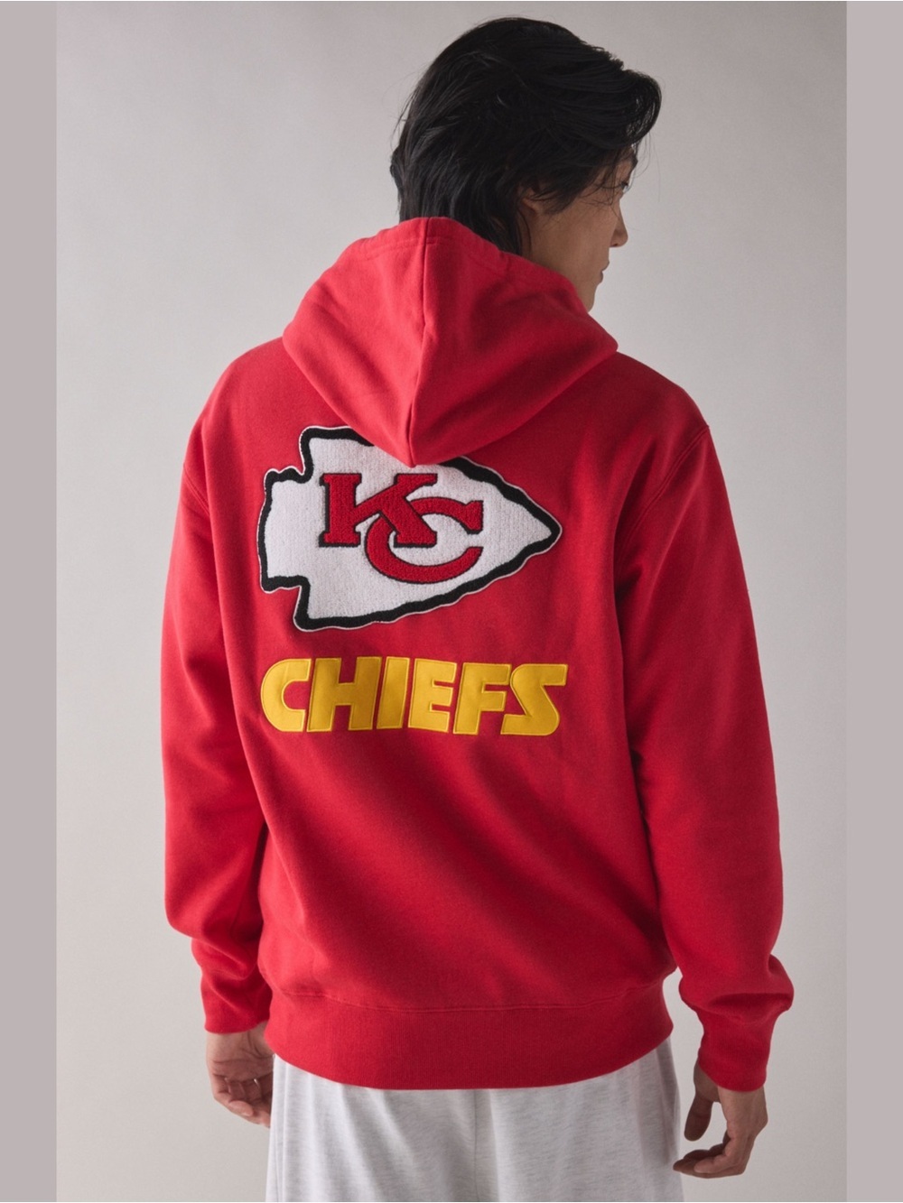 Ultra Game NFL Kansas City Chiefs Hoodie Medium UO Exclusive Chenille Patch